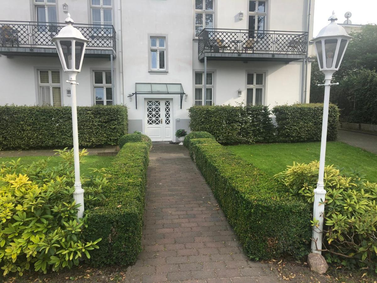 Villa Baroni - 200M Vom Ostseestrand Entfernt, Wlan ゼーバート・ヘリングスドルフ エクステリア 写真